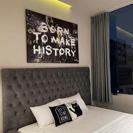 The Vibe Room - Ty'S Living Space Ho Chi Minh City Exterior photo
